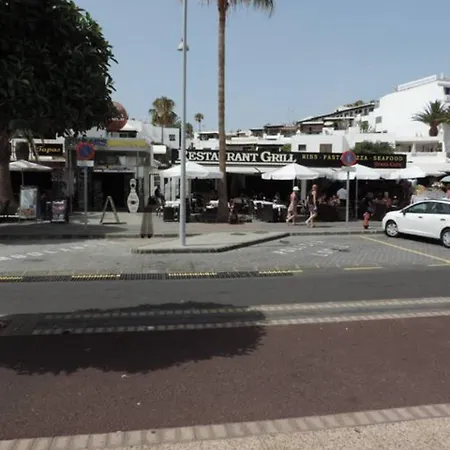 Blue Turtle Apartment, Next To The *