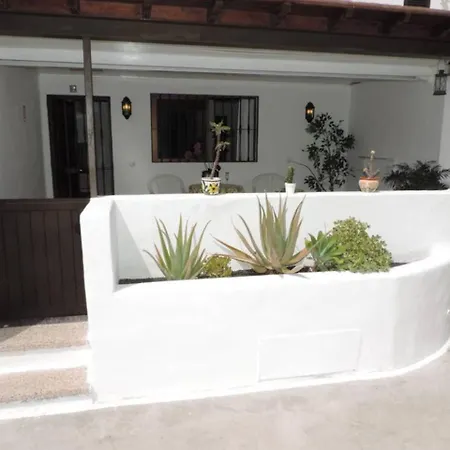 Blue Turtle Apartment, Next To The *