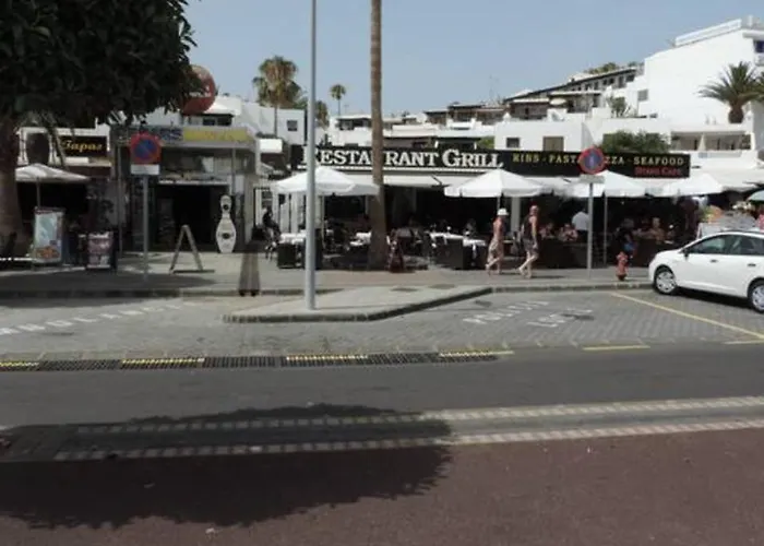 Blue Turtle Apartment, Next To The *